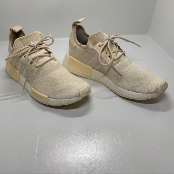 Adidas NMD R1 Wonder White Running Shoes Women's size 8.5 - Picture 2 of 10
